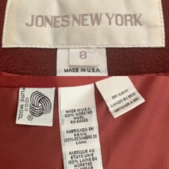 Jones New York Burgundy Two Piece Pants Suit Set - Pants & Blazer - Picture 12 of 12